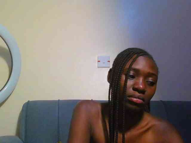 Preetygirl webcam