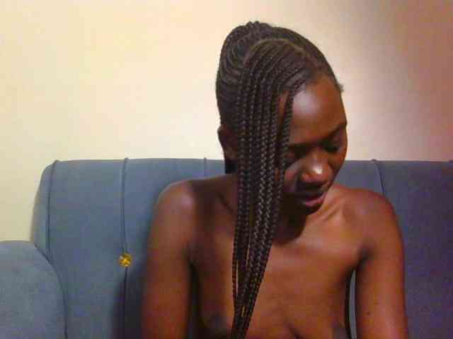 Preetygirl webcam