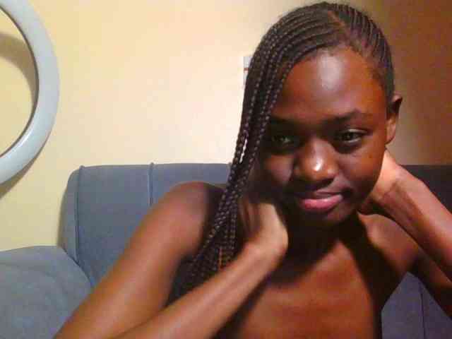 Preetygirl webcam