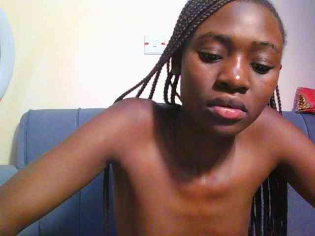 Preetygirl webcam