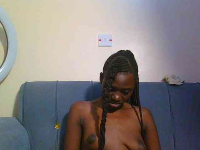 Preetygirl webcam