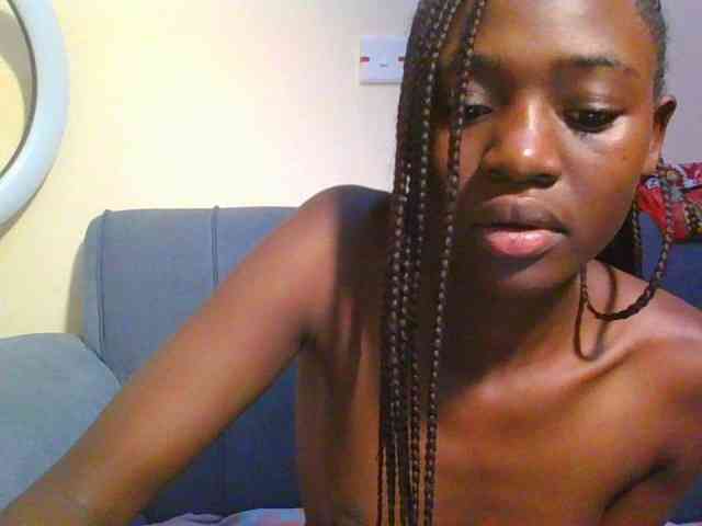 Preetygirl webcam