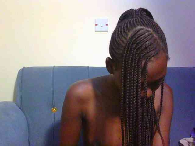 Preetygirl webcam