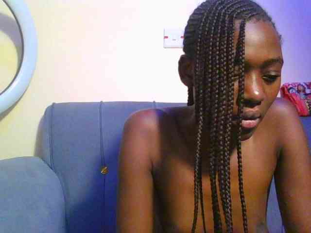 Preetygirl webcam
