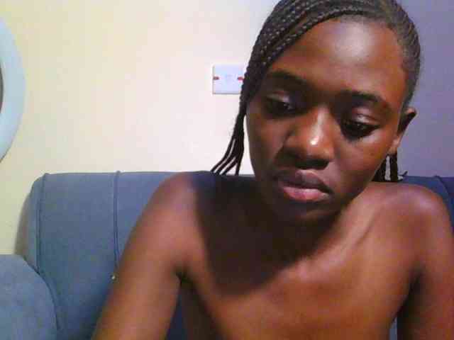 Preetygirl webcam