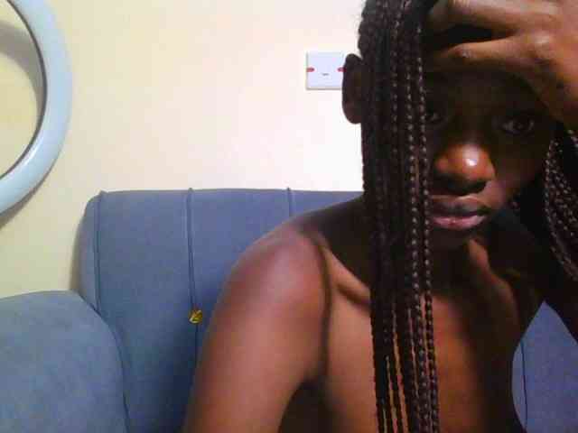 Preetygirl webcam