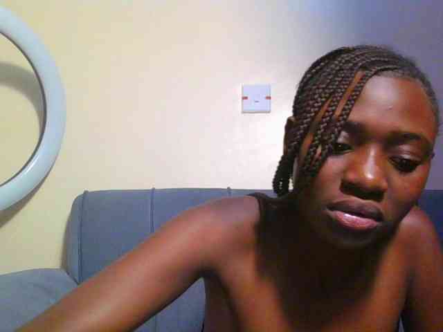 Preetygirl webcam