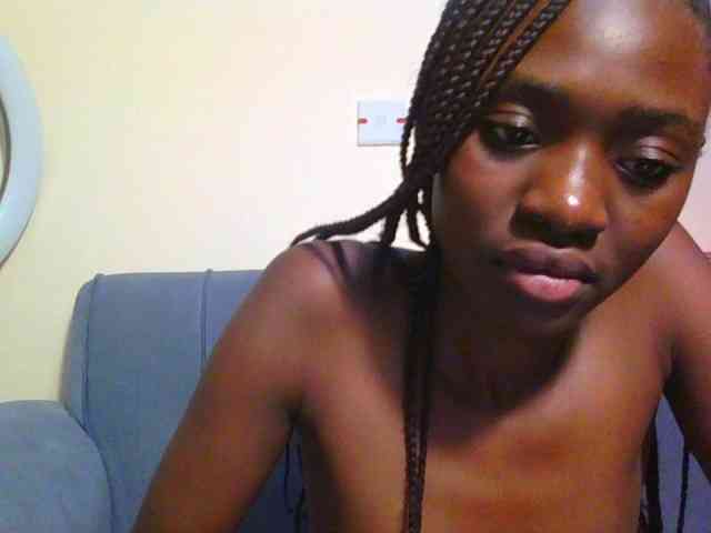 Preetygirl webcam