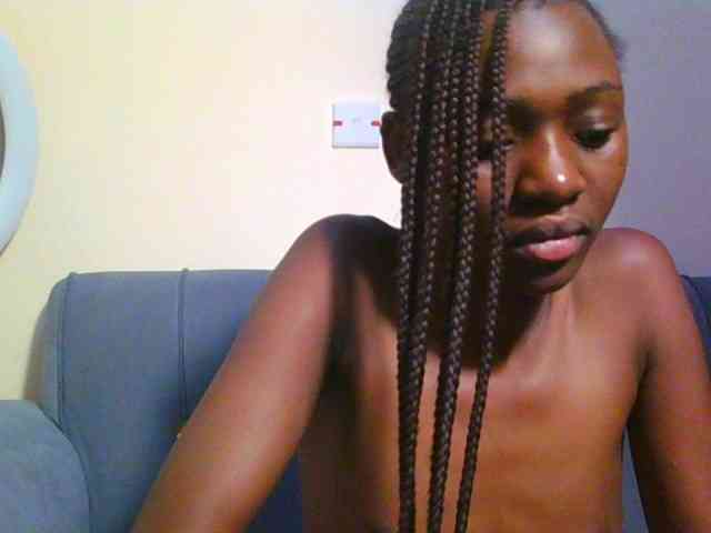 Preetygirl webcam