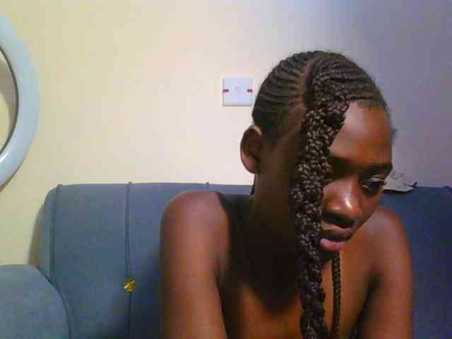 Preetygirl webcam
