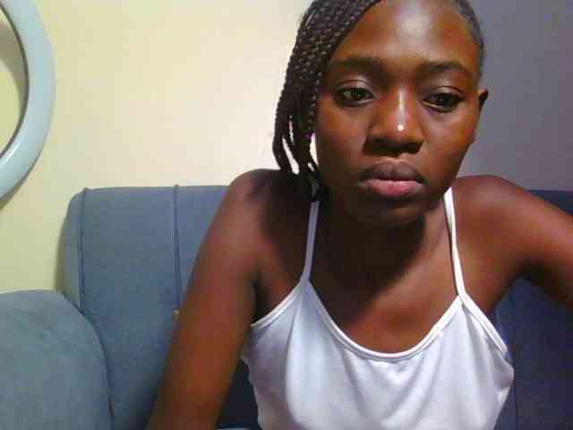 Preetygirl webcam