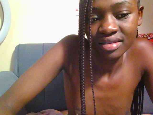 Preetygirl webcam