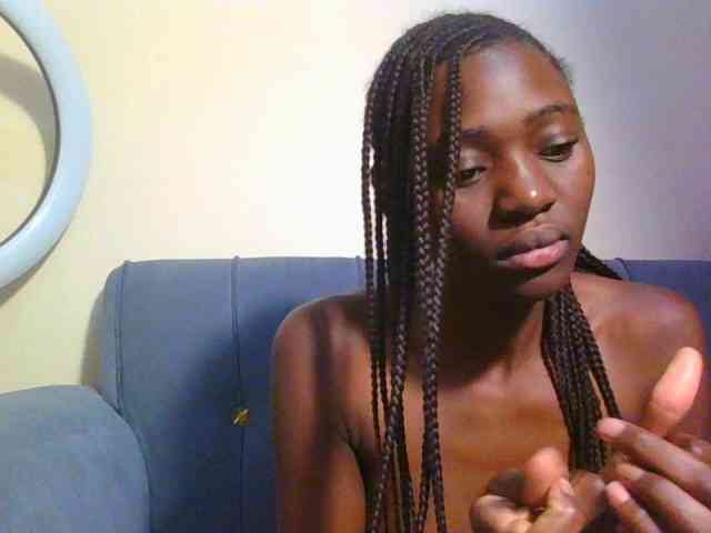Preetygirl webcam