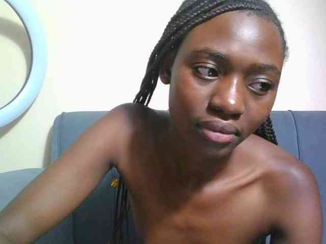 Preetygirl webcam