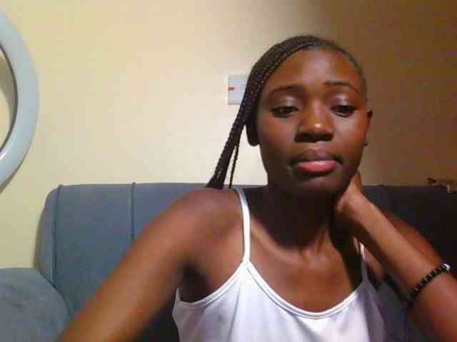 Preetygirl webcam