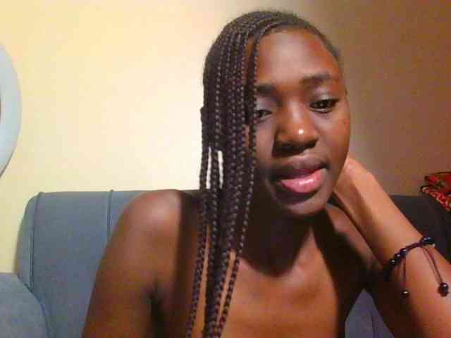 Preetygirl webcam