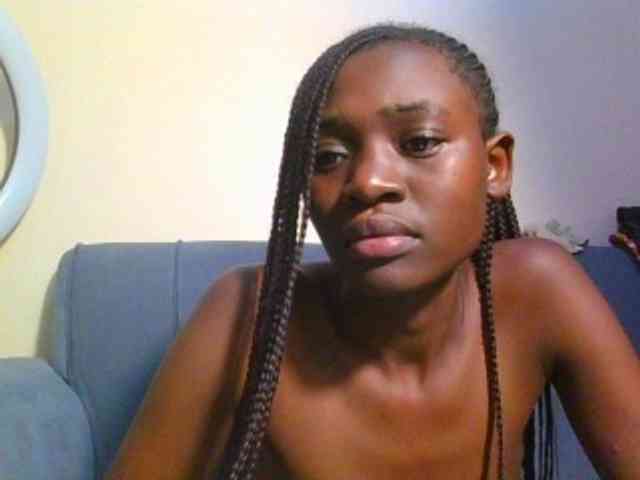 Preetygirl webcam