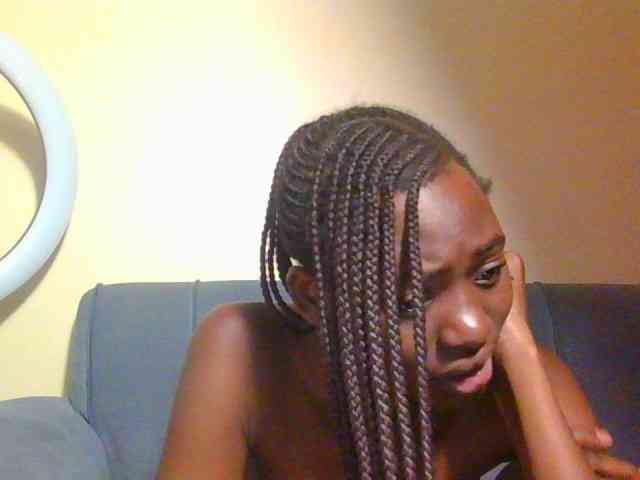 Preetygirl webcam