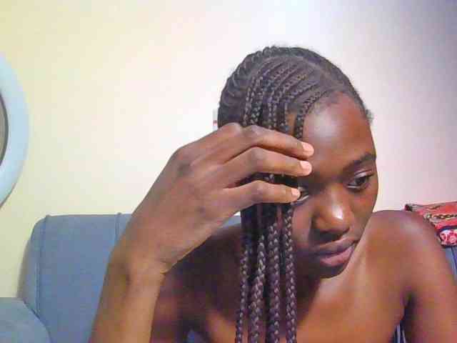 Preetygirl webcam