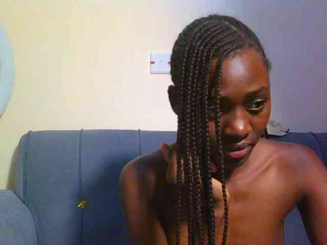 Preetygirl webcam