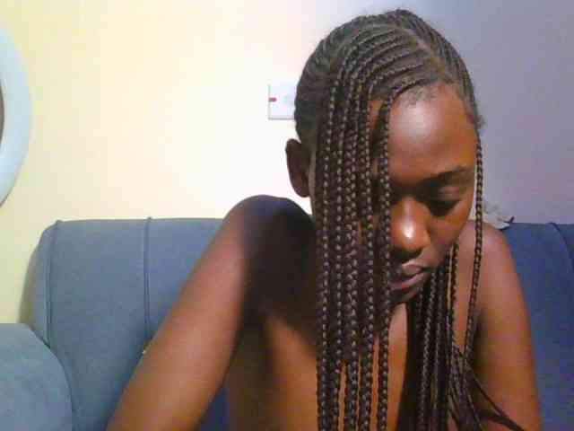 Preetygirl webcam