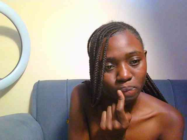 Preetygirl webcam