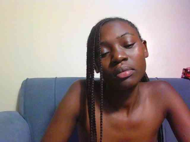 Preetygirl webcam