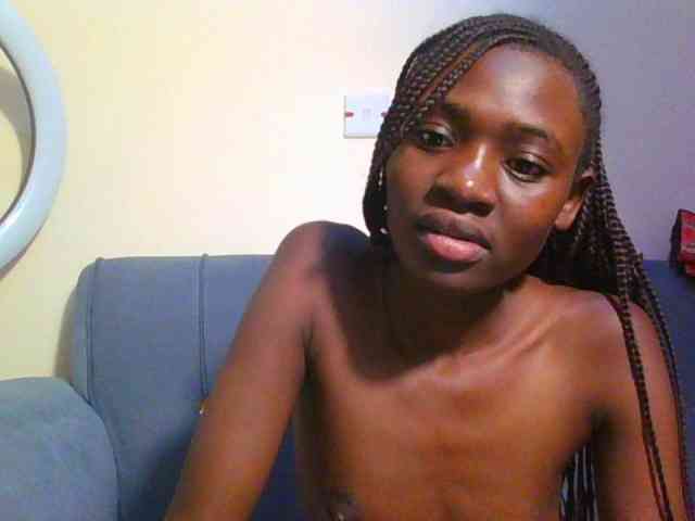 Preetygirl webcam
