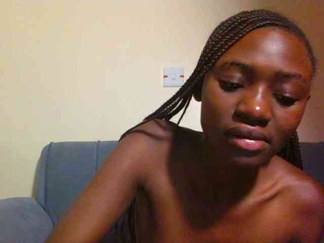 Preetygirl webcam