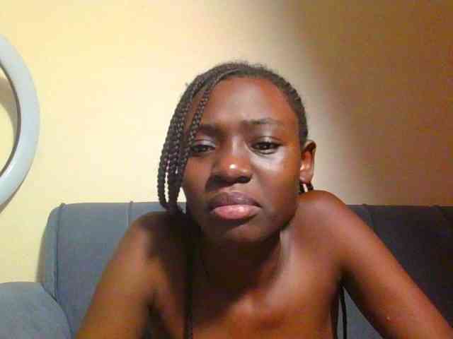 Preetygirl webcam