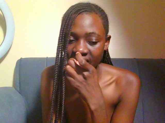 Preetygirl webcam
