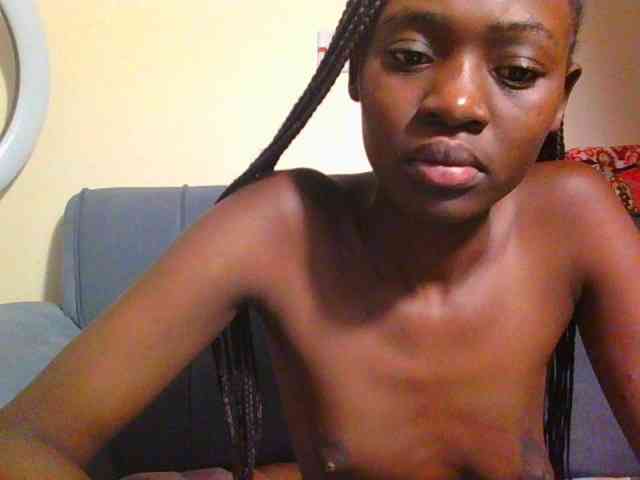 Preetygirl webcam