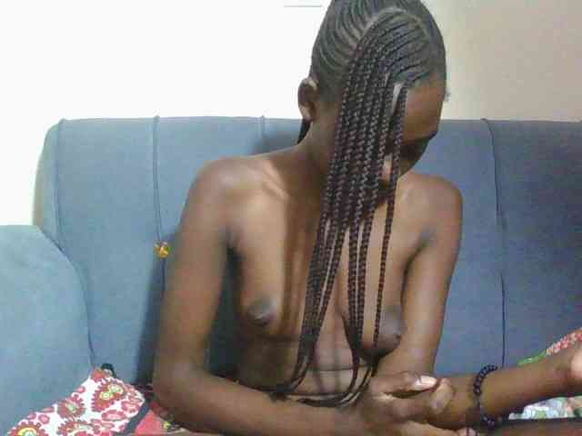 Preetygirl webcam