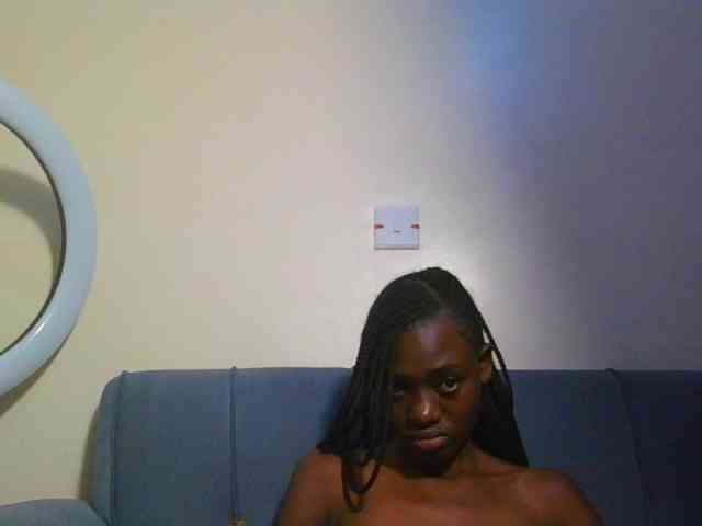Preetygirl webcam