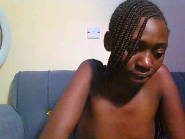 Preetygirl webcam