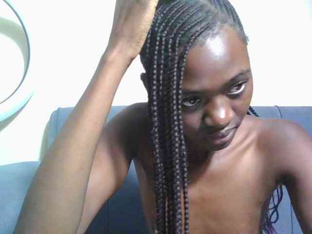 Preetygirl webcam