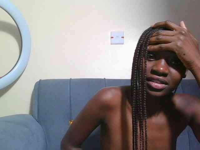 Preetygirl webcam