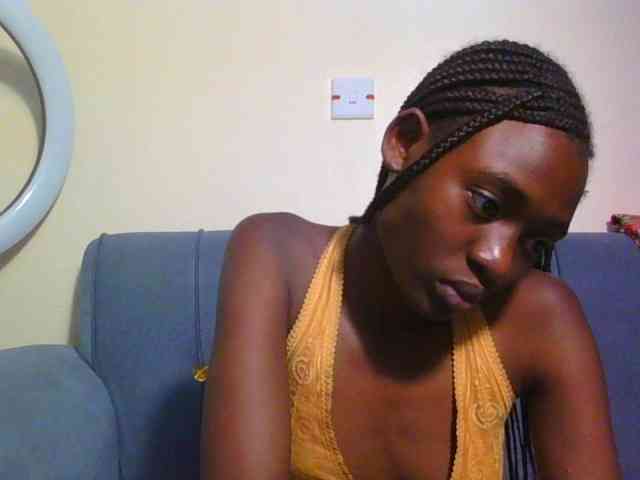 Preetygirl webcam