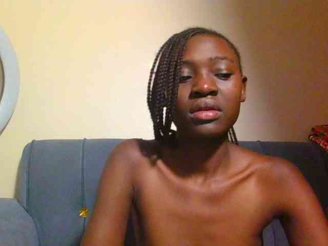Preetygirl webcam