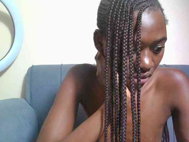 Preetygirl webcam