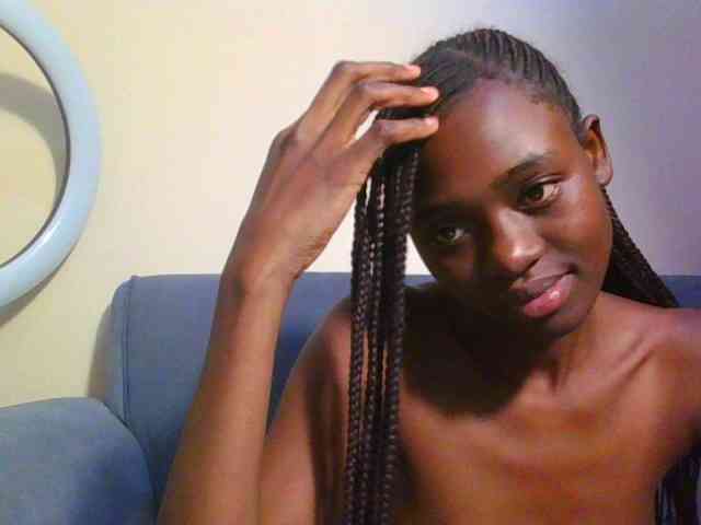 Preetygirl webcam