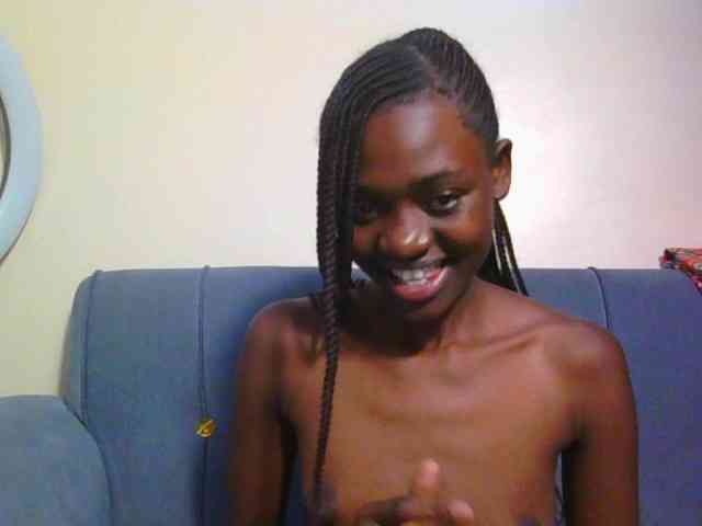 Preetygirl webcam