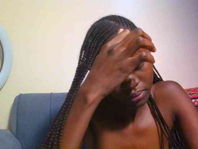 Preetygirl webcam