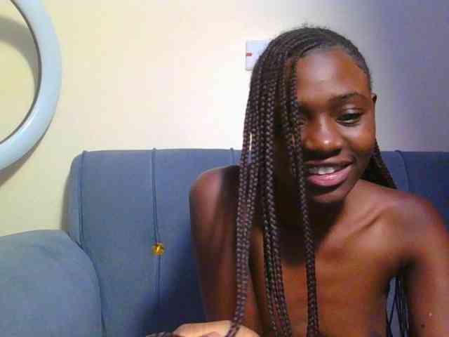 Preetygirl webcam