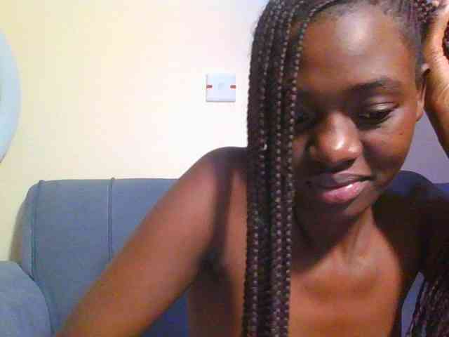 Preetygirl webcam