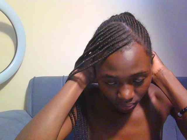 Preetygirl webcam