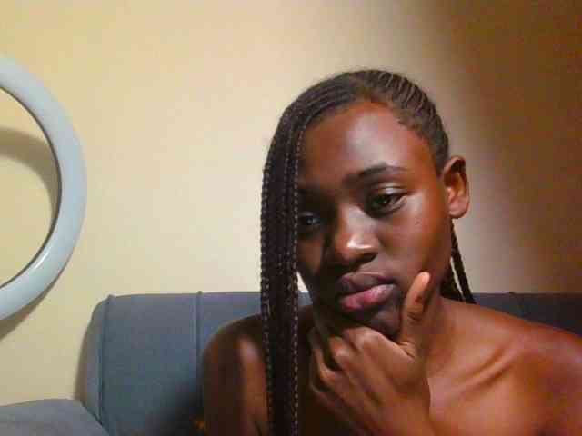 Preetygirl webcam