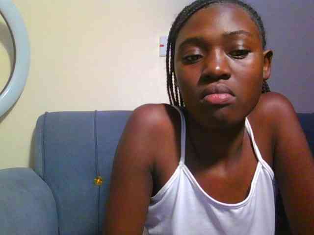 Preetygirl webcam