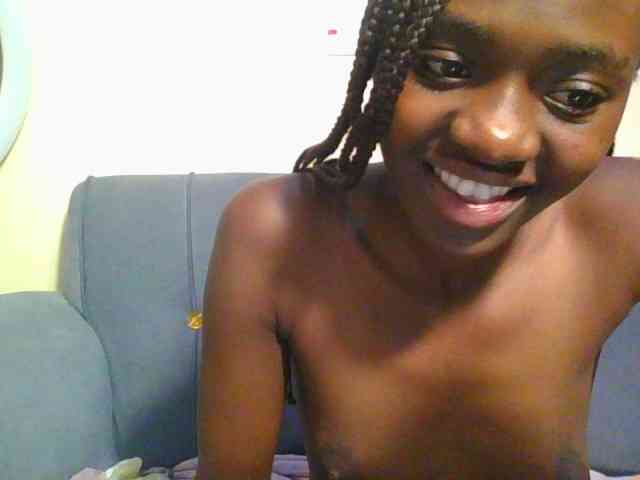 Preetygirl webcam