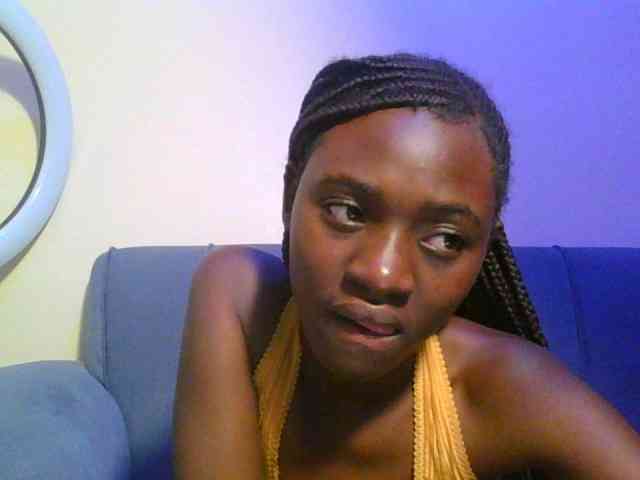 Preetygirl webcam
